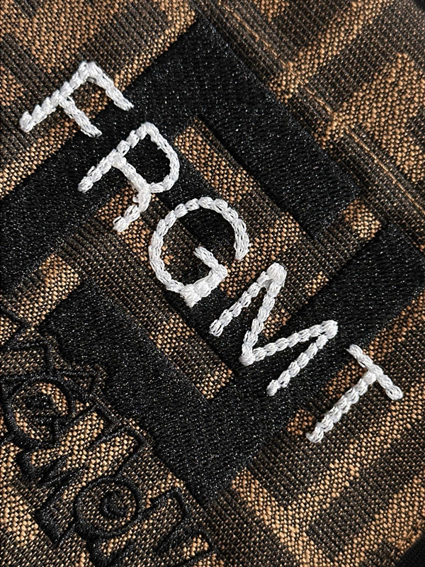 ブランドTシャツ細部ディテール